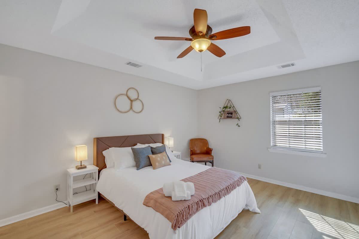 Pooler Vacation Rental