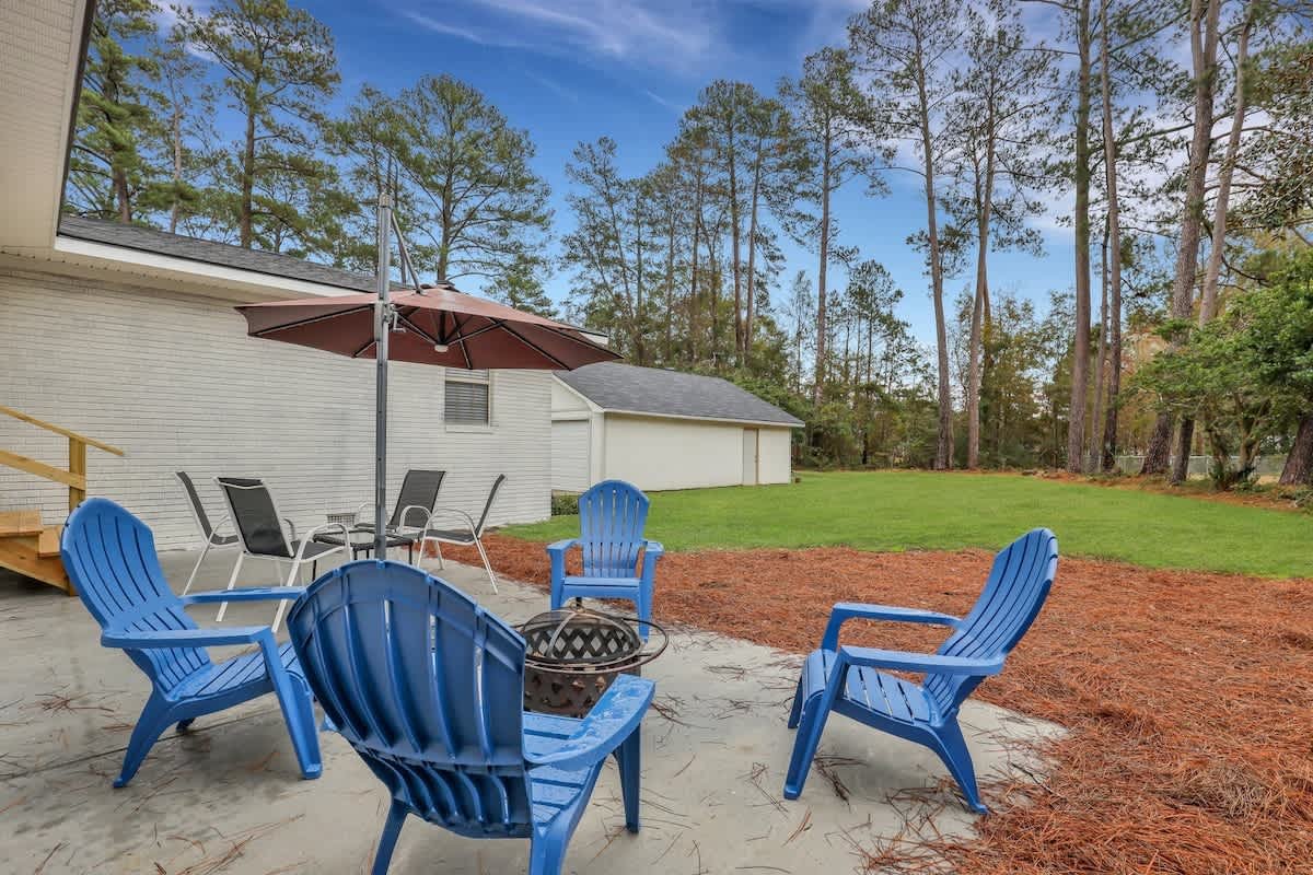 Pooler Vacation Rental