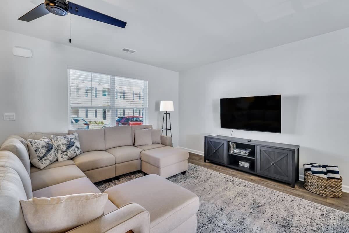 Port Wentworth Vacation Rental