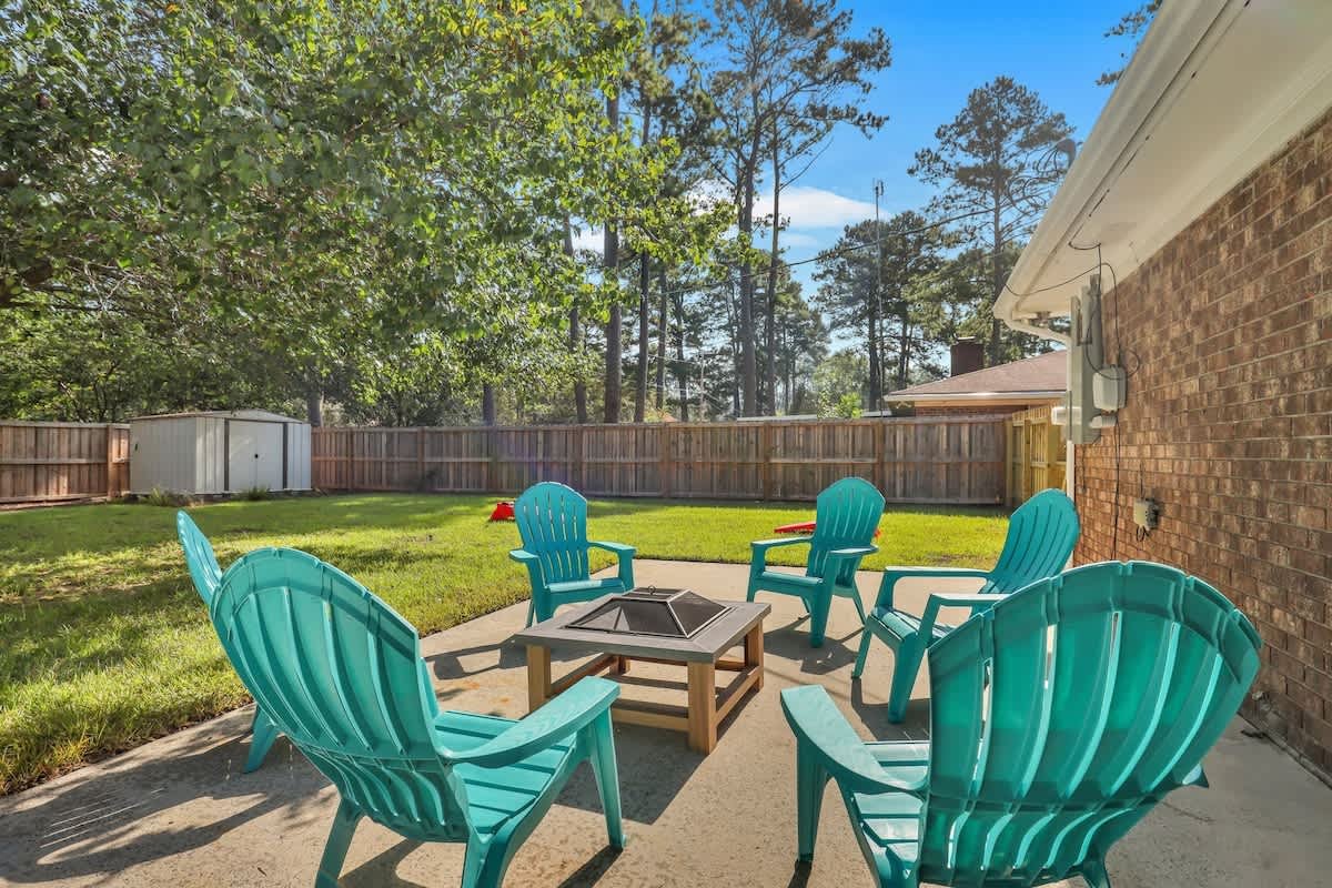 Pooler Vacation Rental