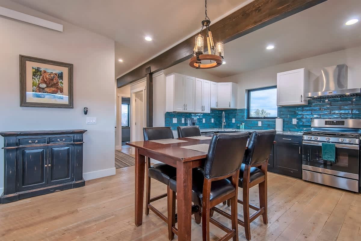 Victor Vacation Rental