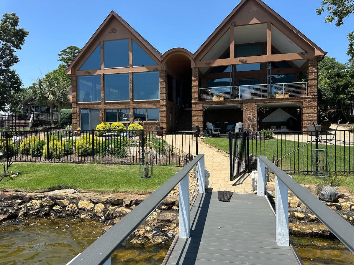 Chapin Vacation Rental