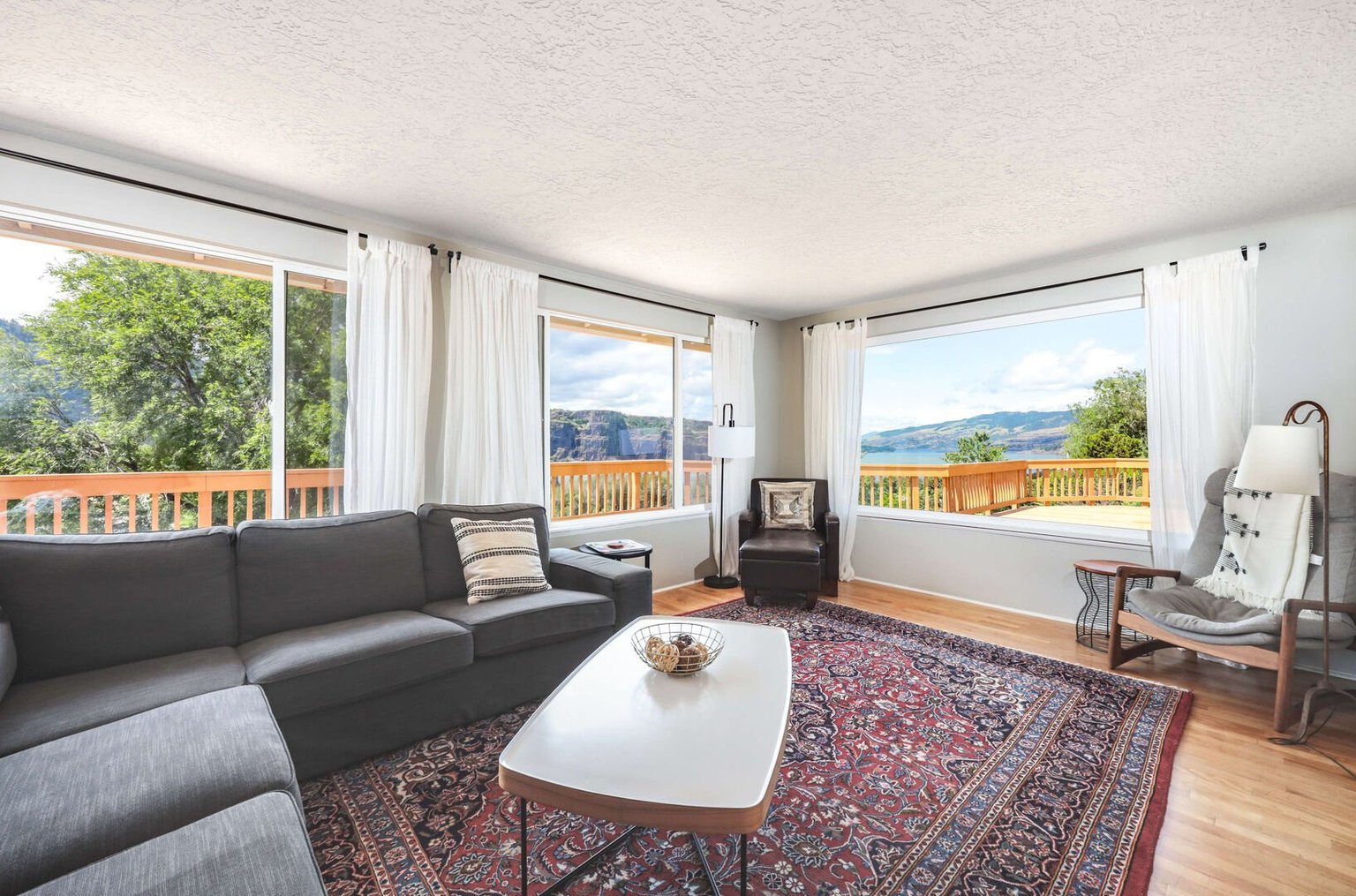 Lyle Vacation Rental