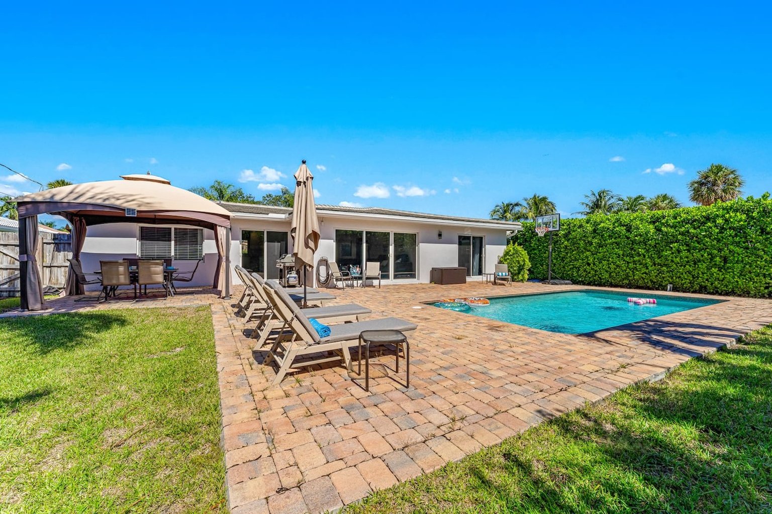 Lauderdale By The Sea Vacation Rental