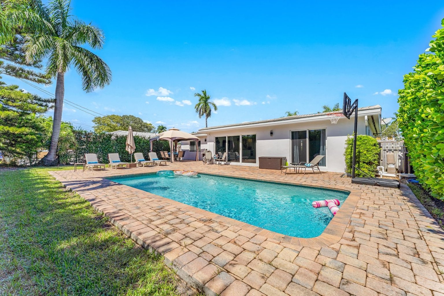 Lauderdale By The Sea Vacation Rental