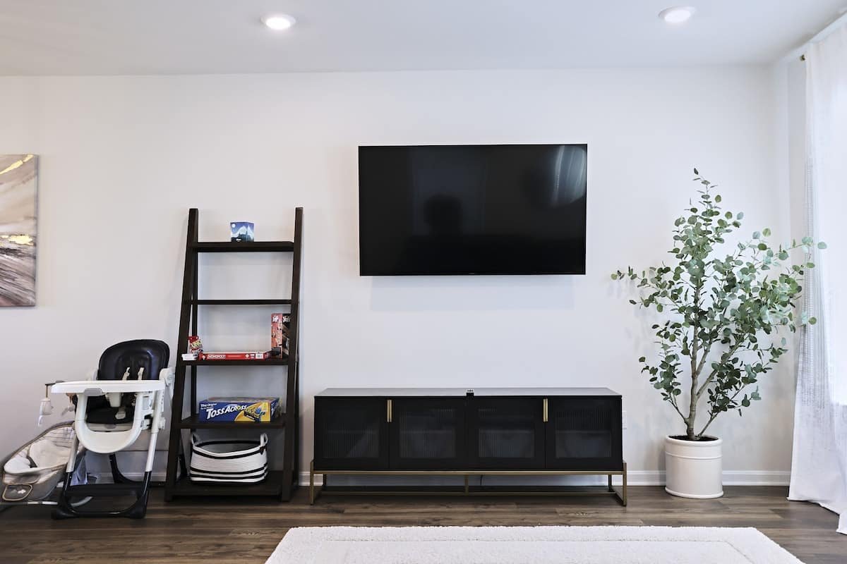 Bowie Vacation Rental