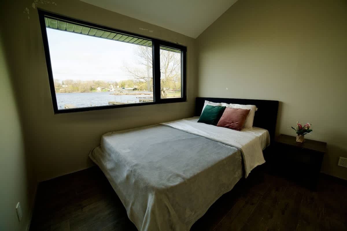 Gores Landing Vacation Rental