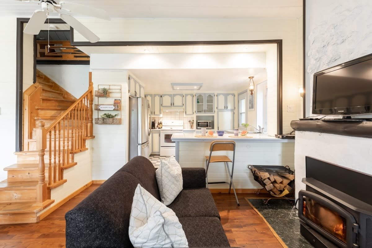 Saint-Adolphe-d'Howard Vacation Rental