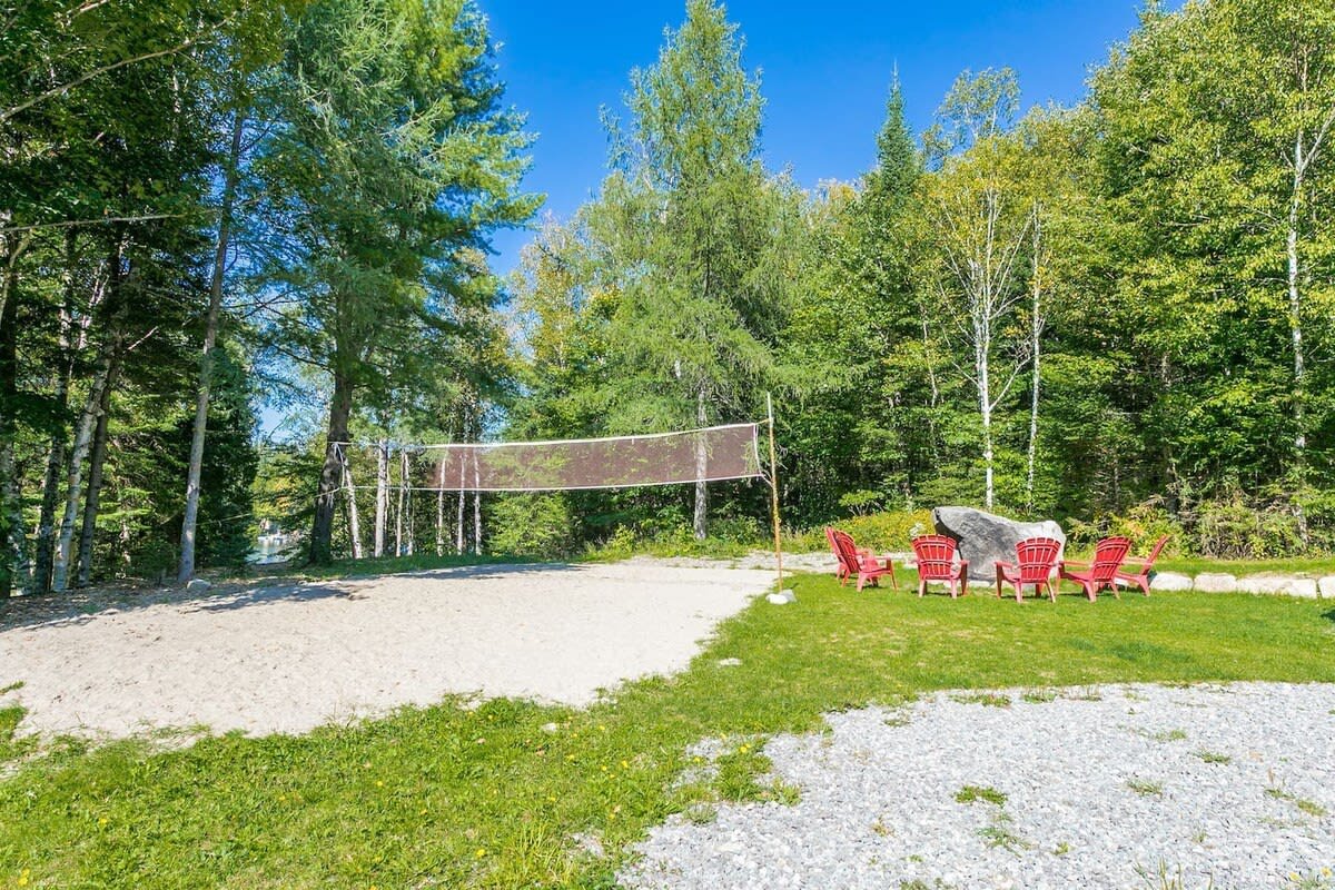 Saint-Adolphe-d'Howard Vacation Rental