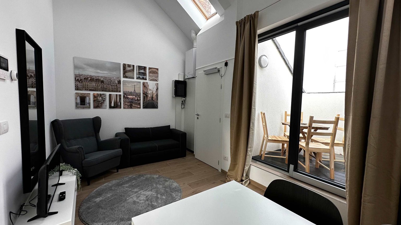 Antwerpen Vacation Rental