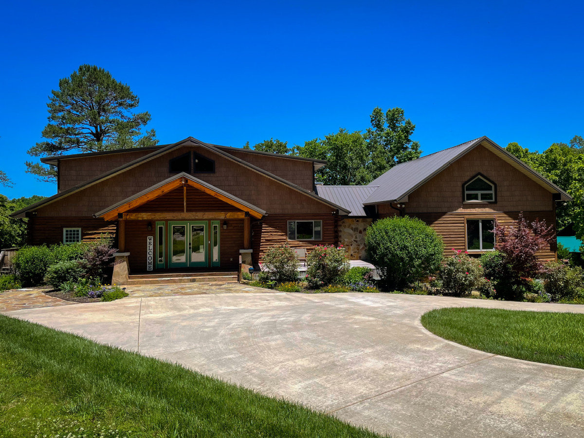 Ten Mile Vacation Rental