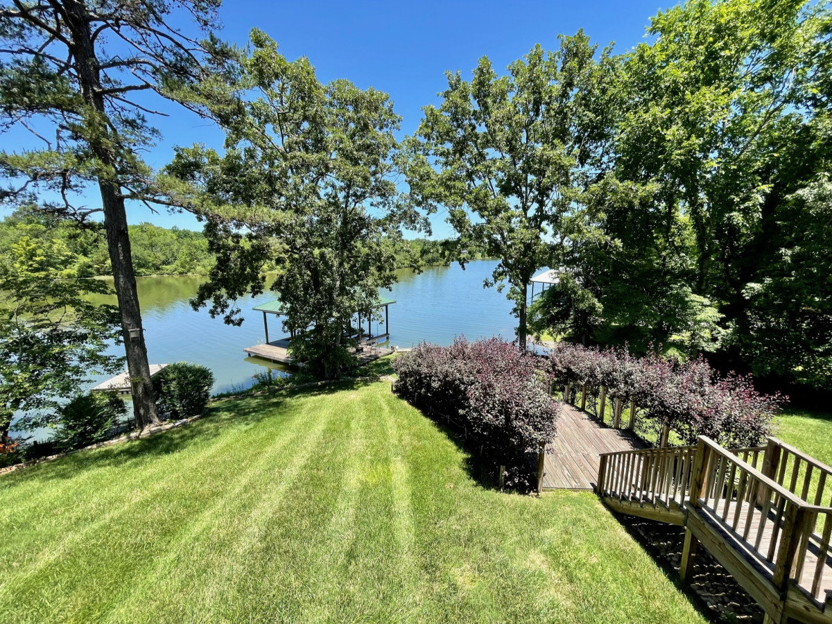 Ten Mile Vacation Rental