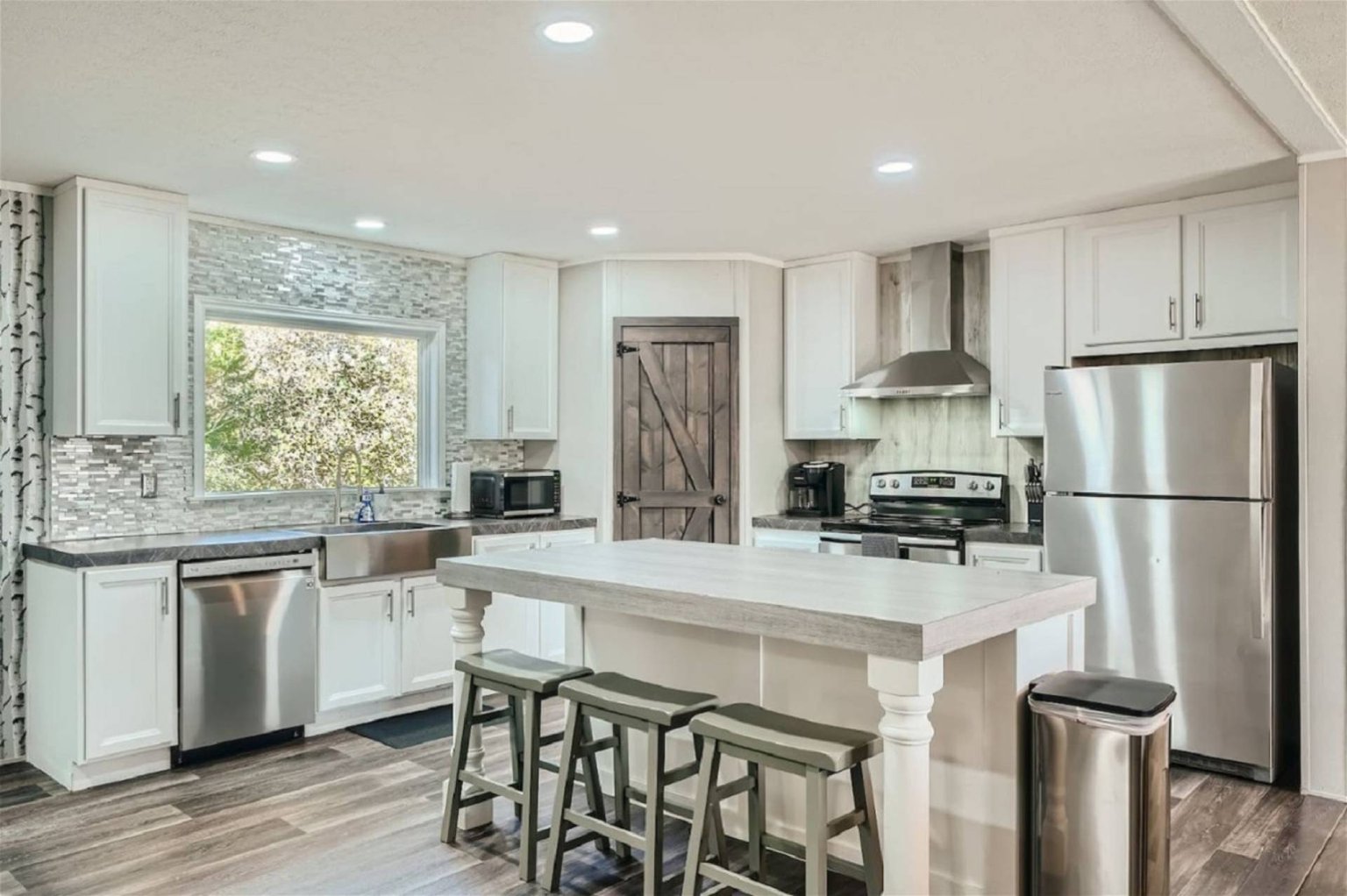 Cedar Creek Vacation Rental