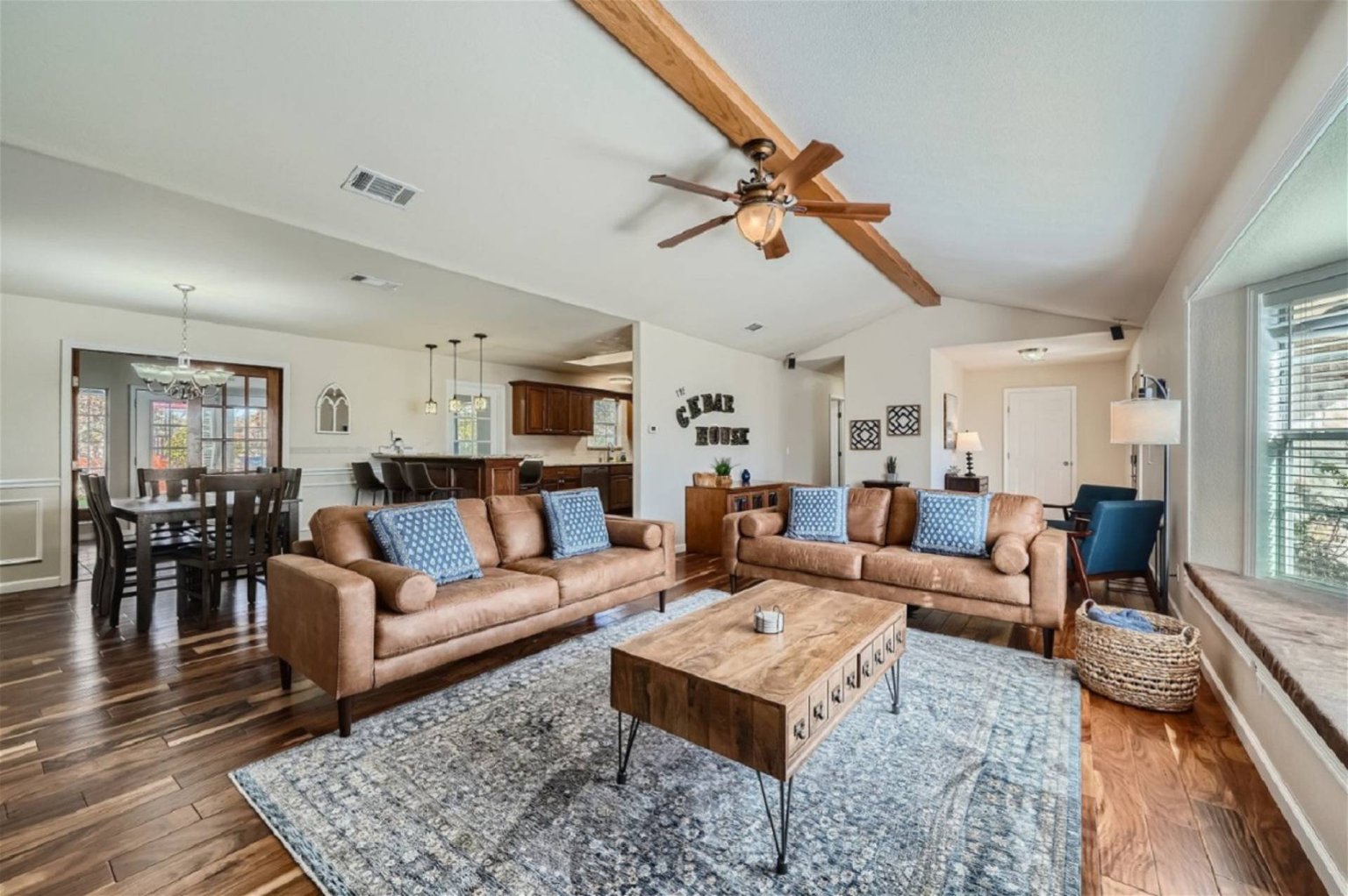 Cedar Creek Vacation Rental