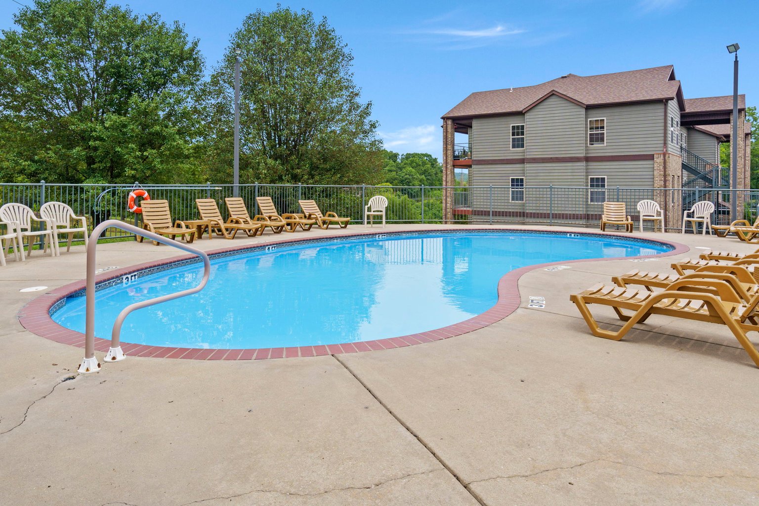 Reeds Spring Vacation Rental