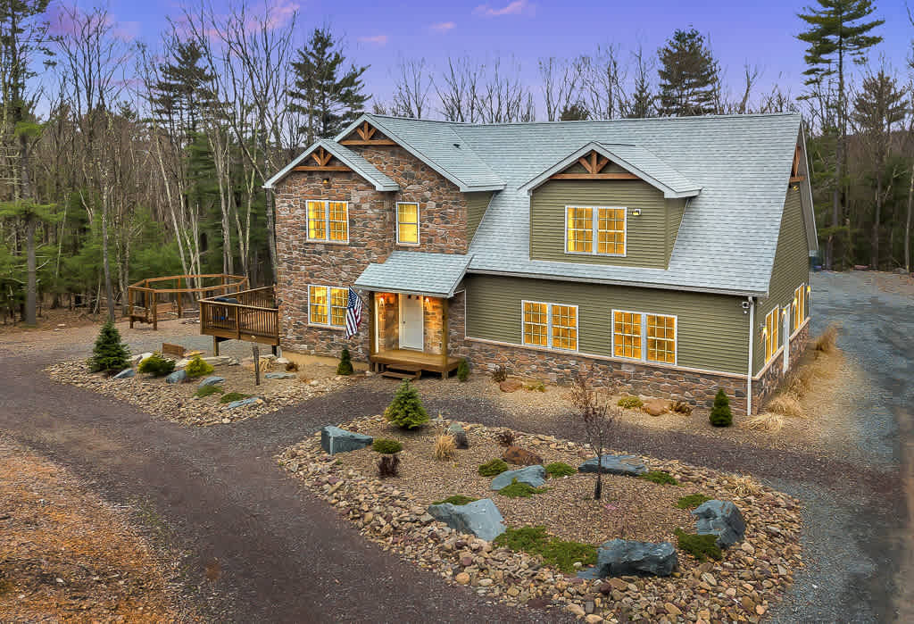 Hawley Vacation Rental