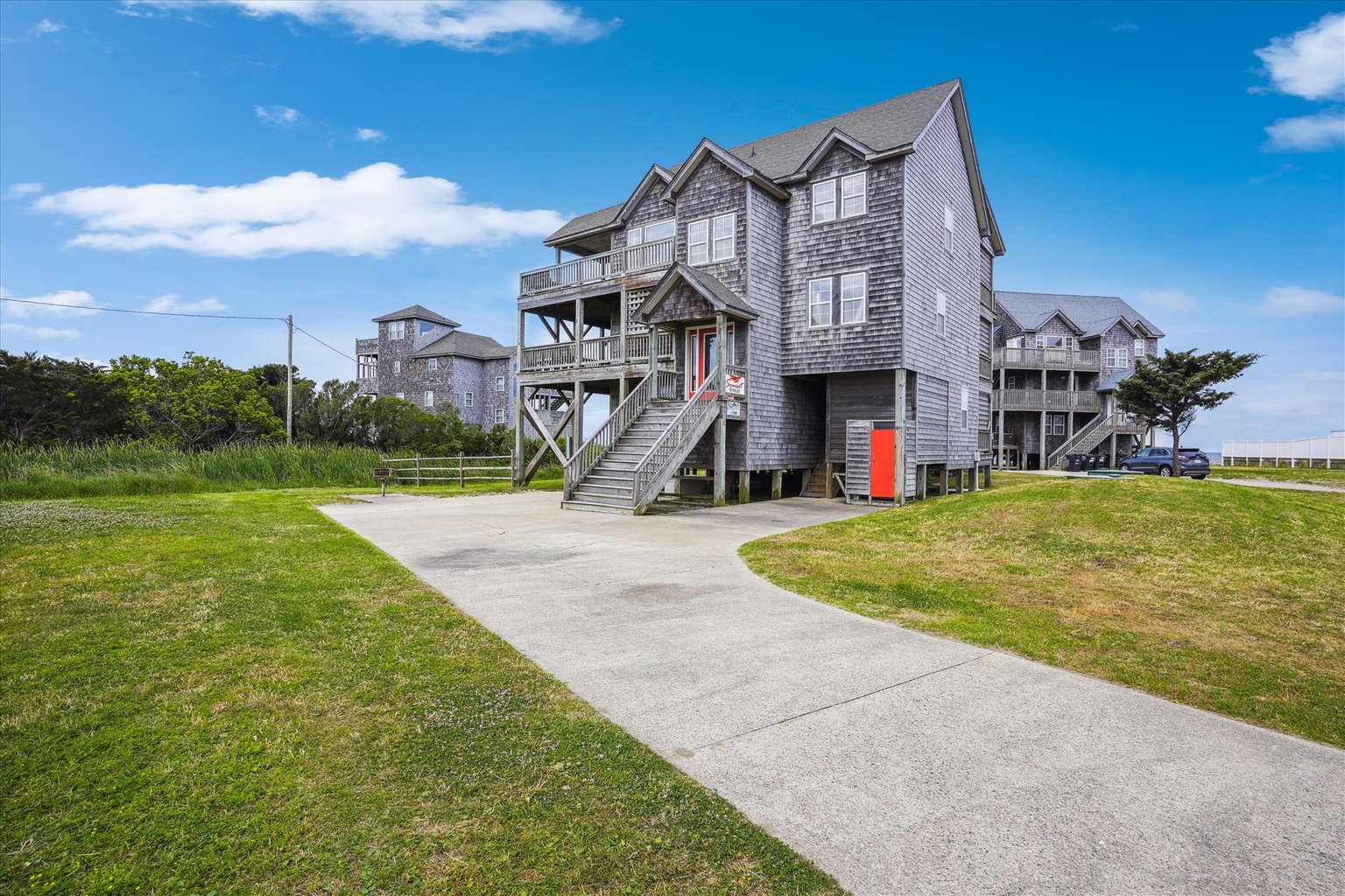 Waves Vacation Rental