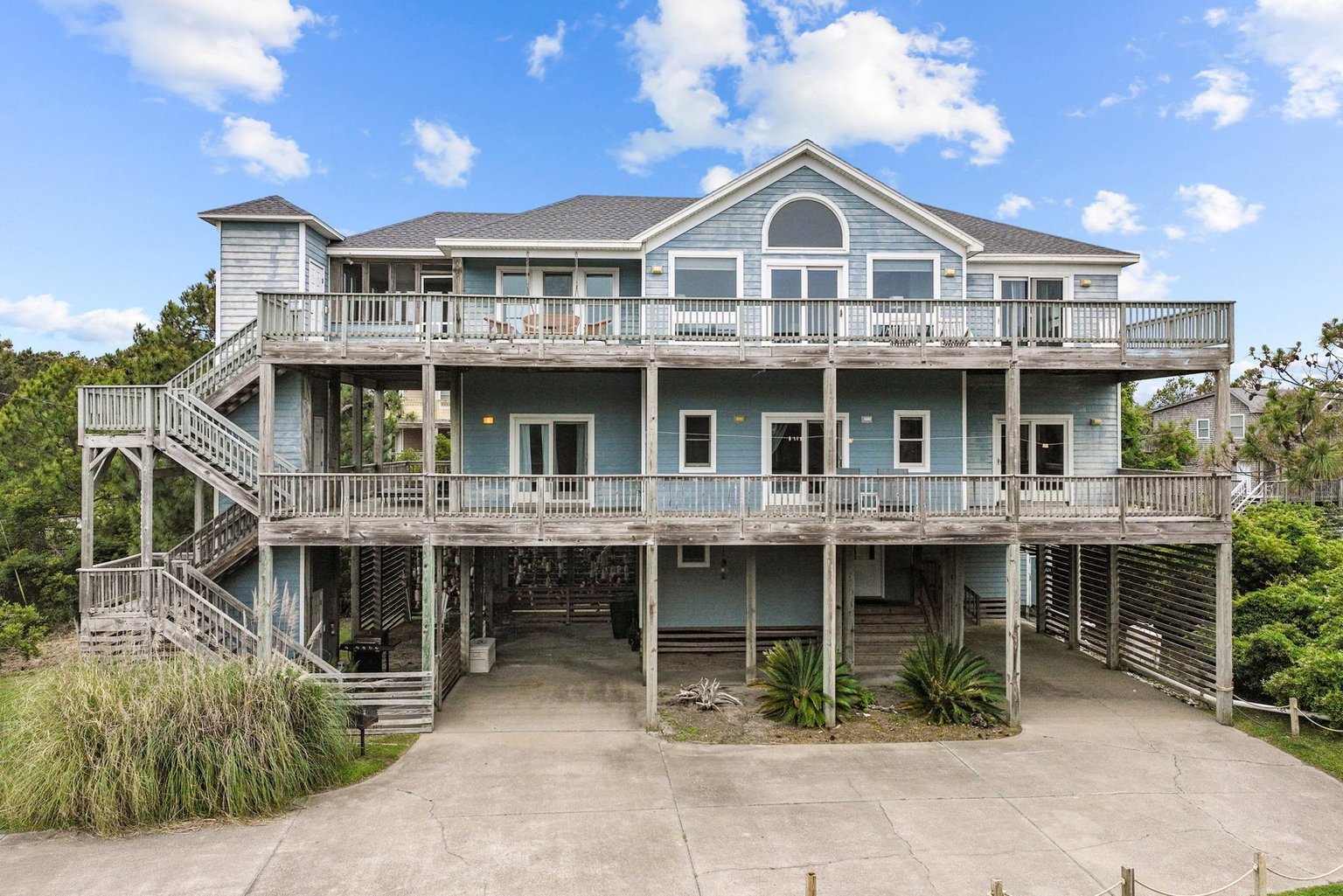 Waves Vacation Rental