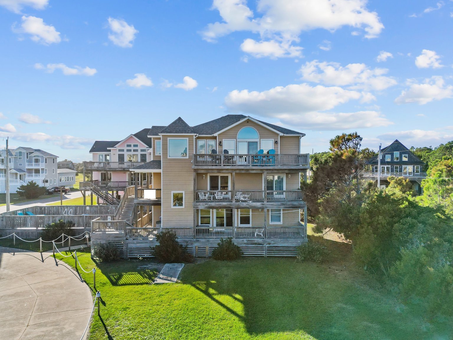 Waves Vacation Rental