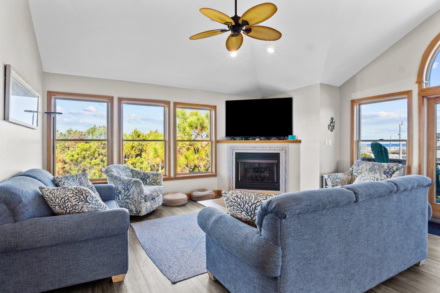 Waves Vacation Rental