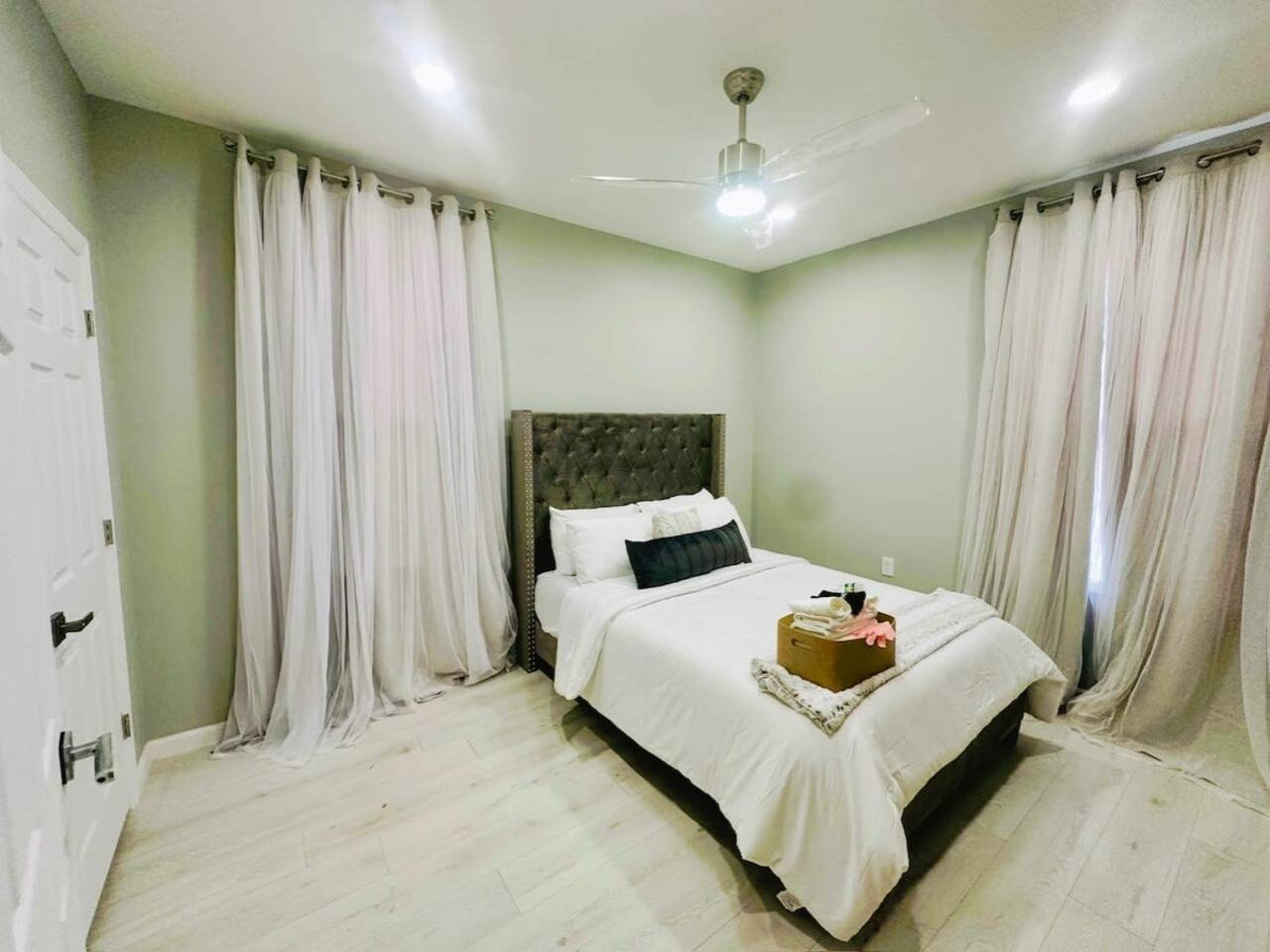 Newark Vacation Rental