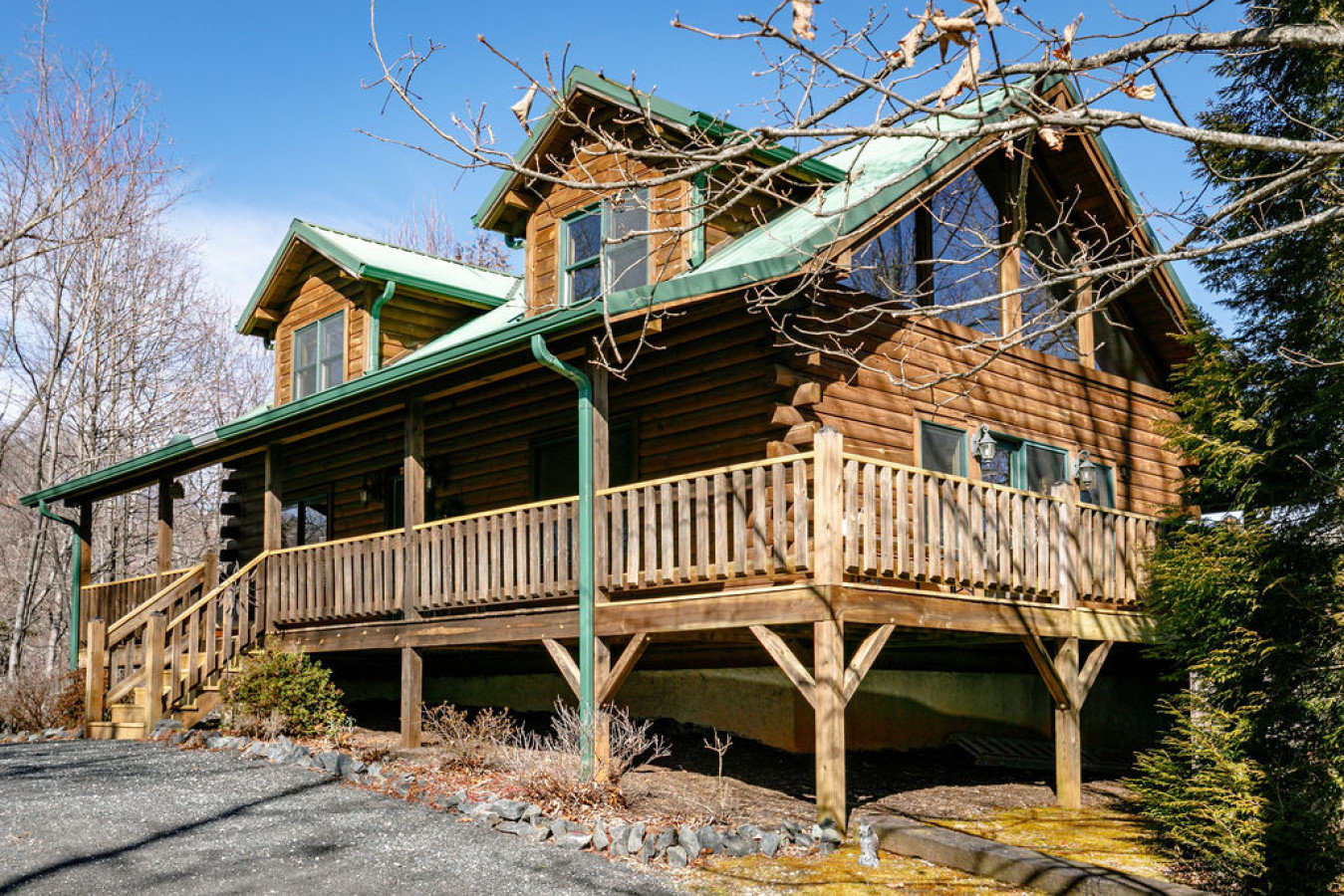 Old Fort Vacation Rental