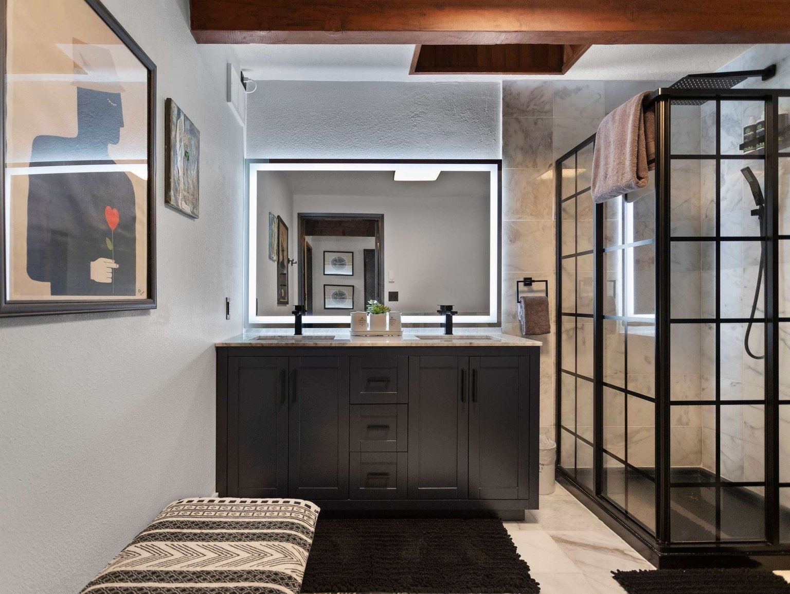 Rhododendron Vacation Rental