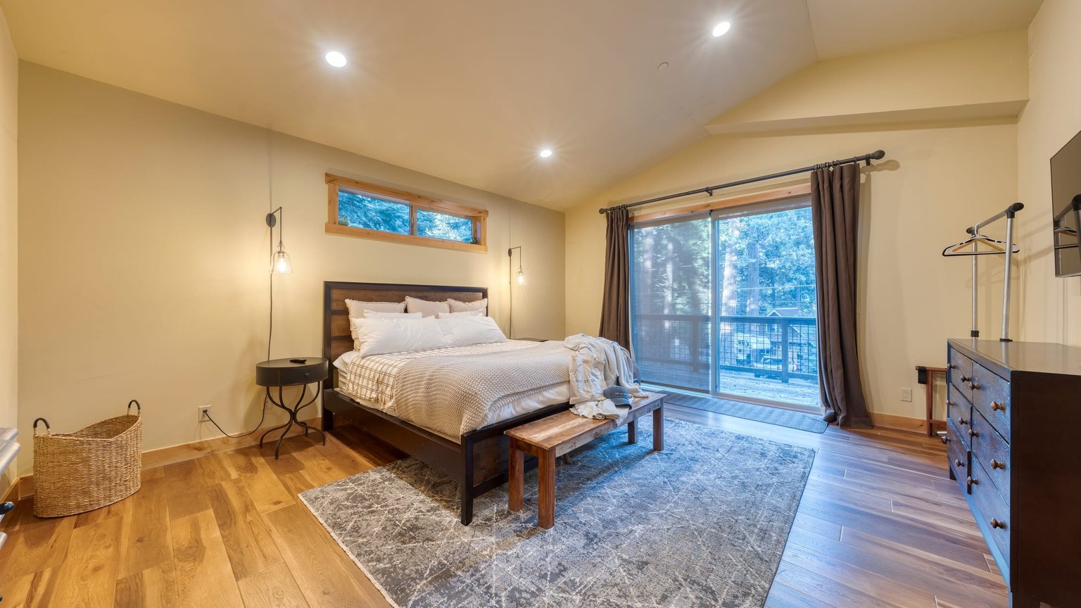 Tahoma Vacation Rental
