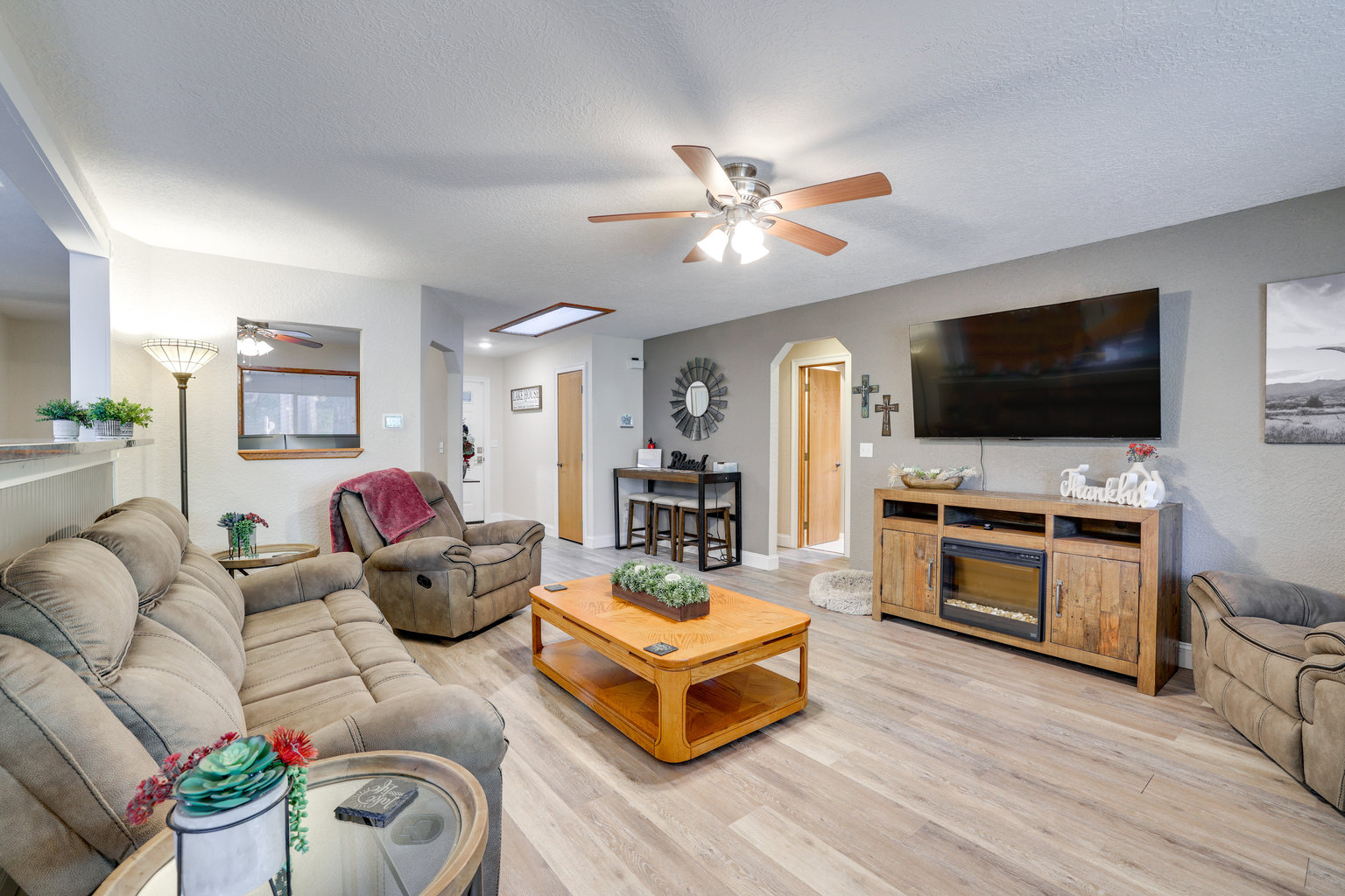 Grove Vacation Rental