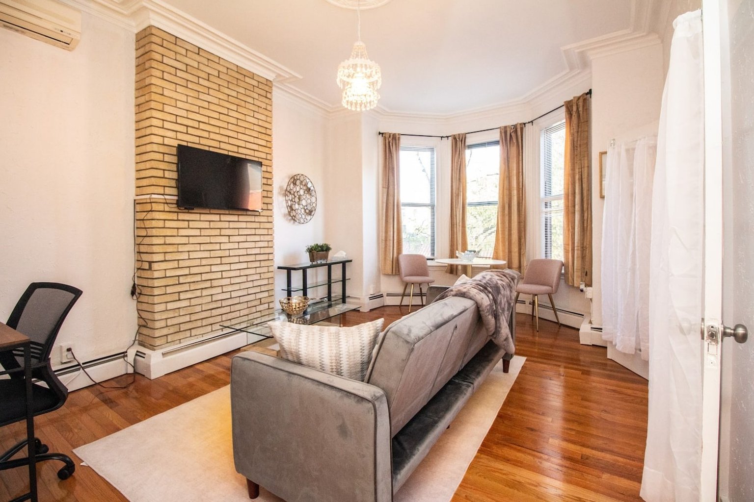 Brookline Vacation Rental