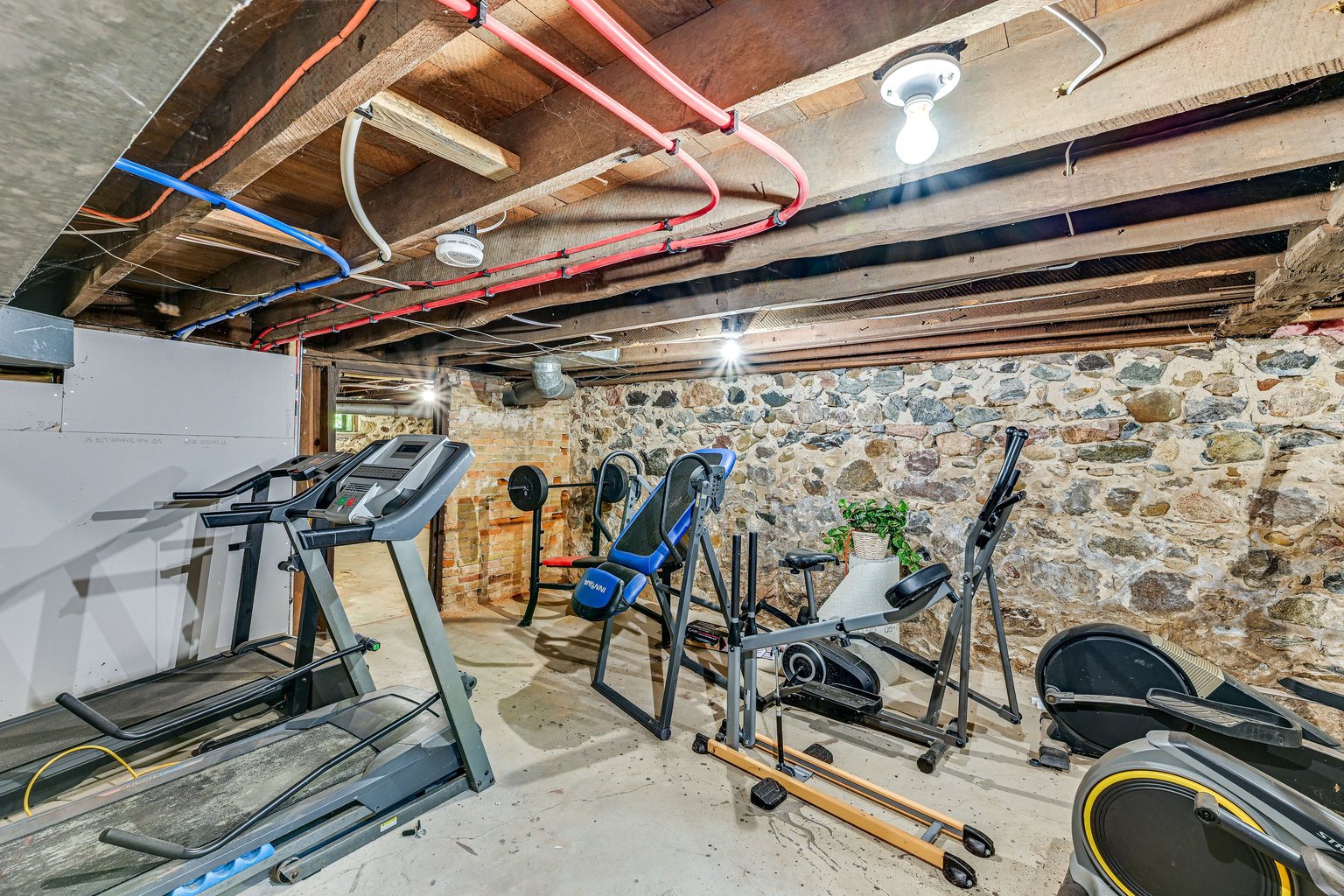 Mishawaka Vacation Rental