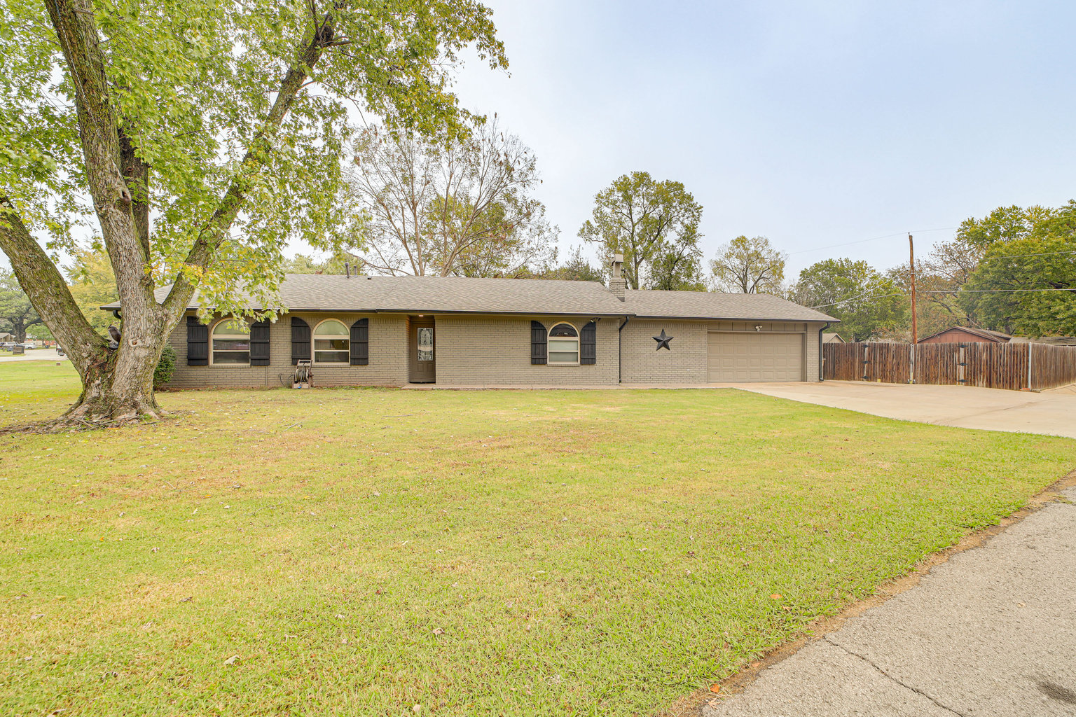 Bixby Vacation Rental