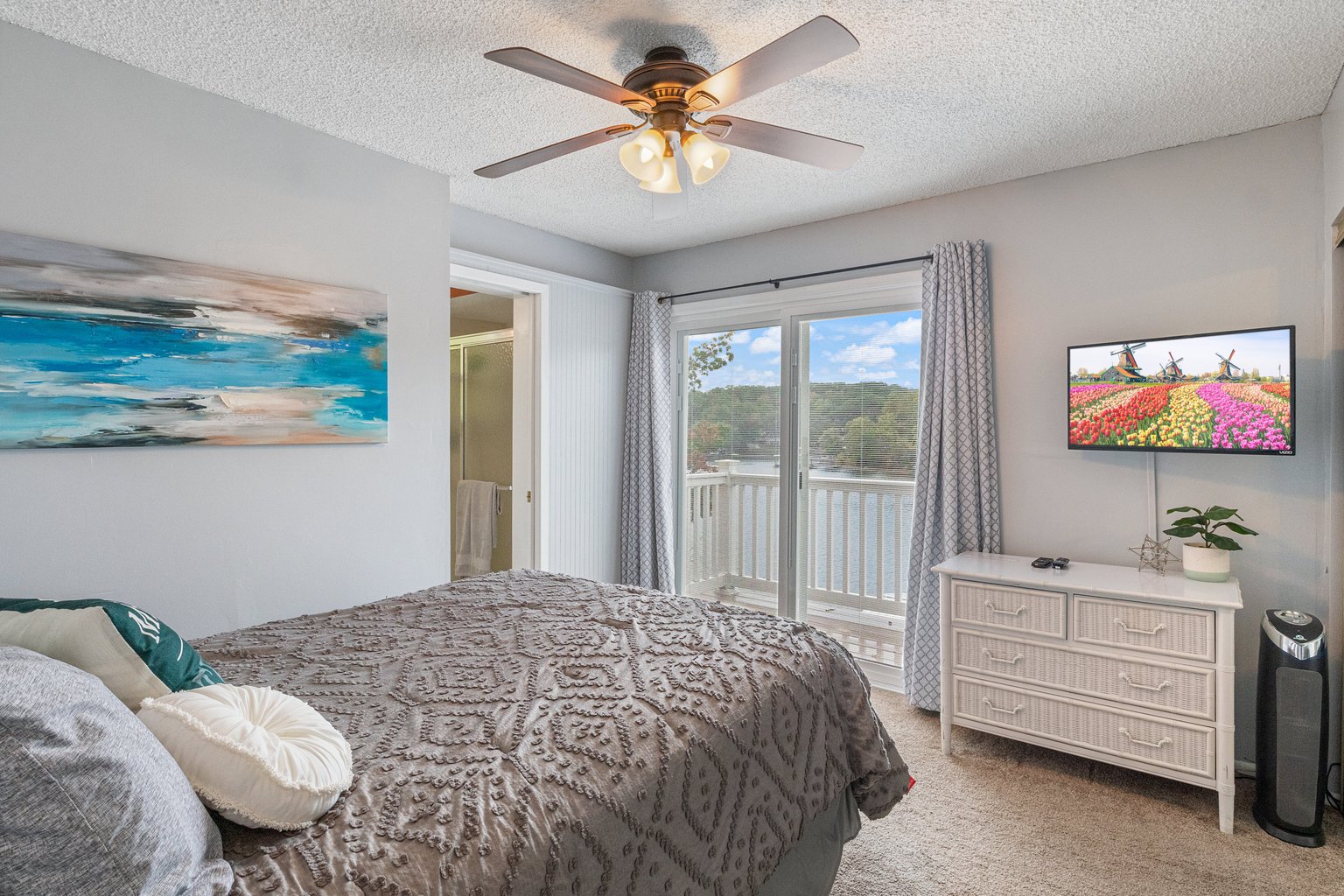 Eldon Vacation Rental