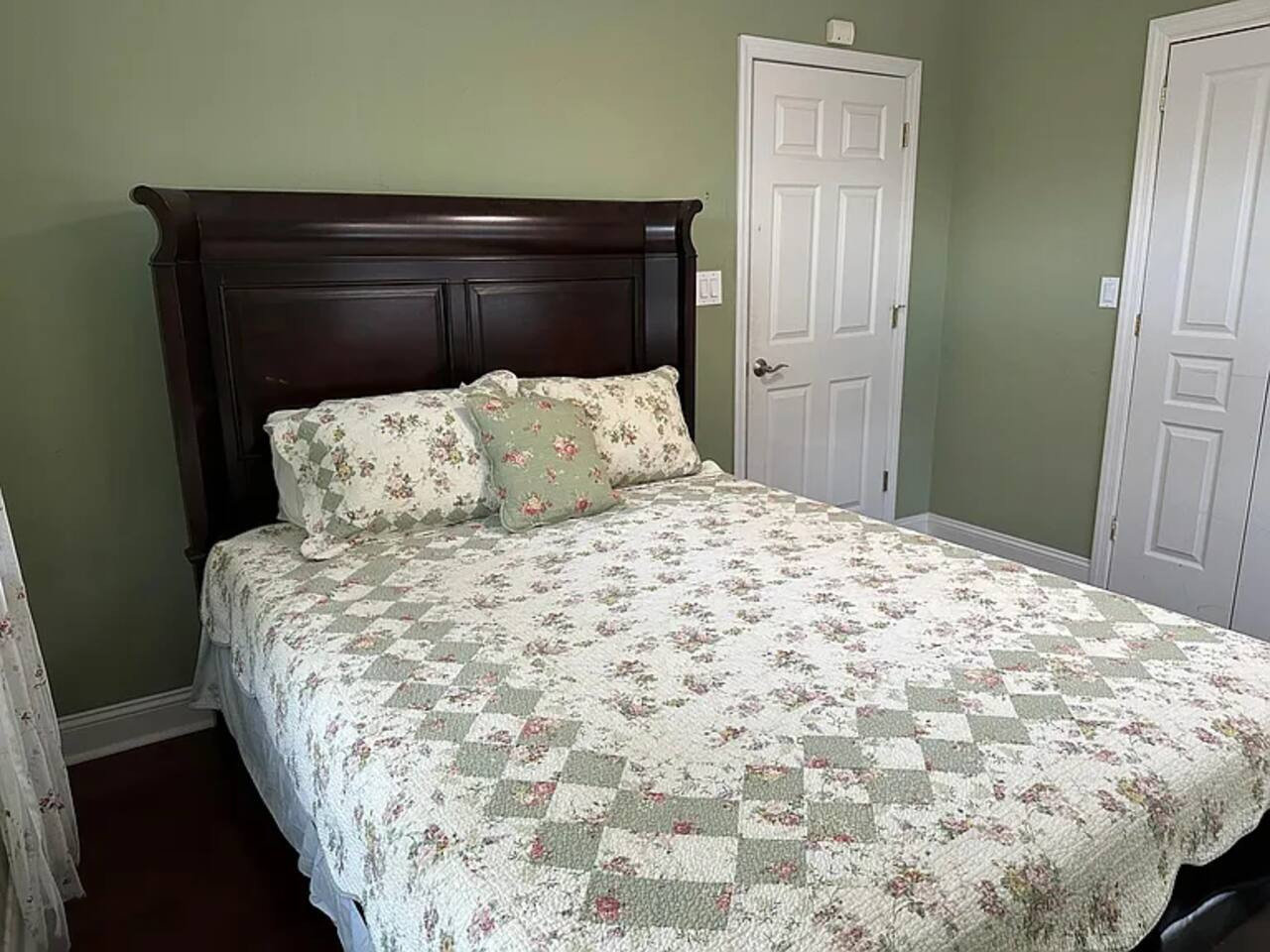 Queens Vacation Rental