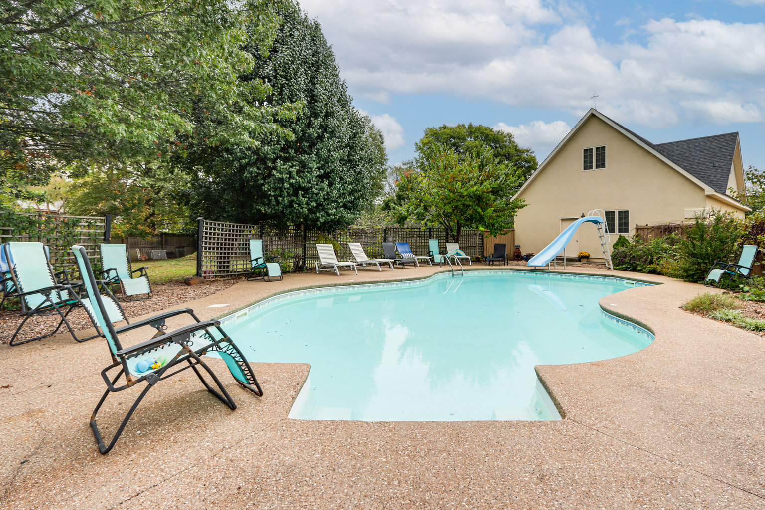 Rogers Vacation Rental