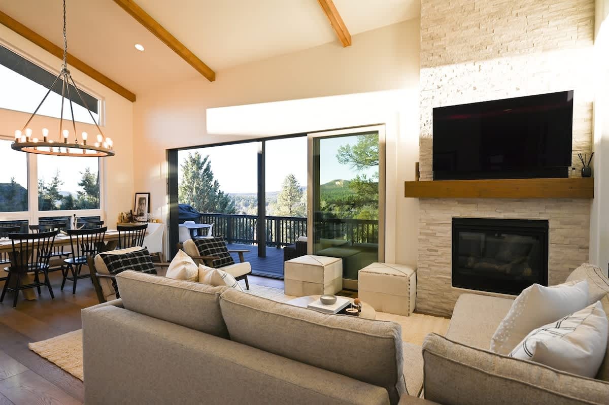 Pine Vacation Rental