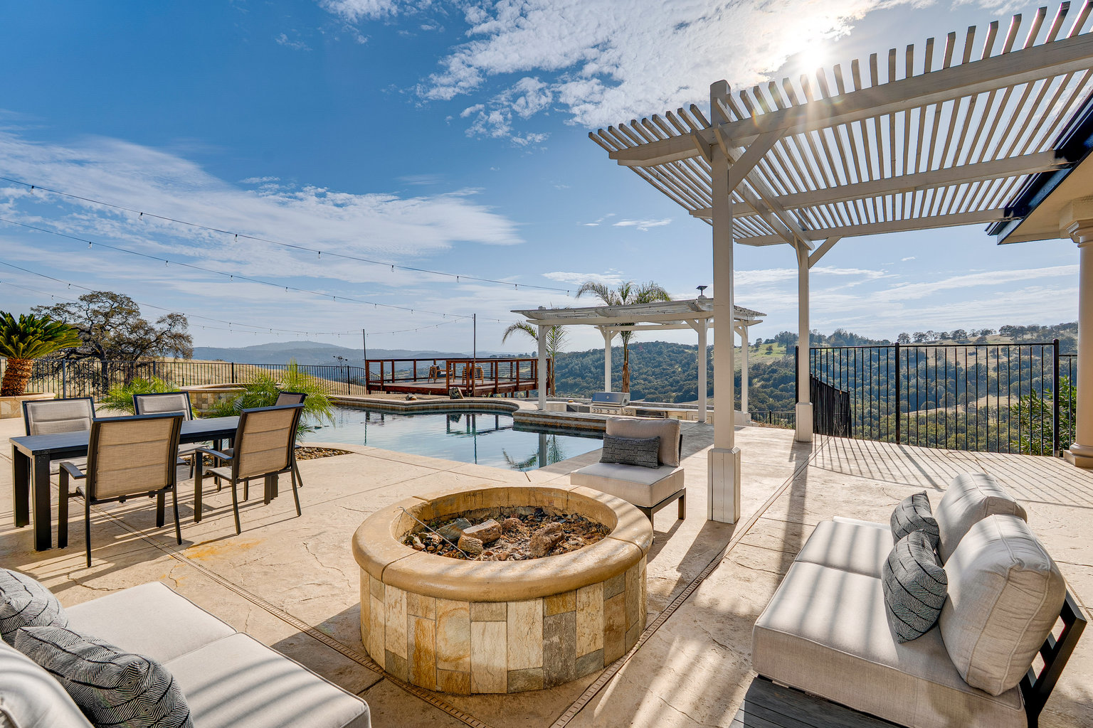 Pilot Hill Vacation Rental