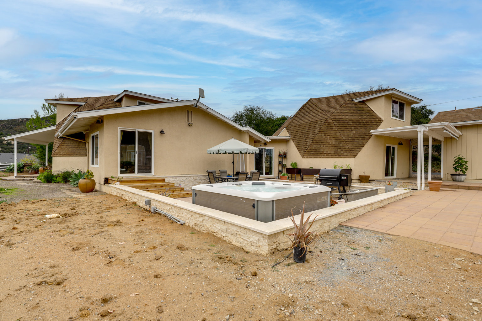 Lakeside Vacation Rental