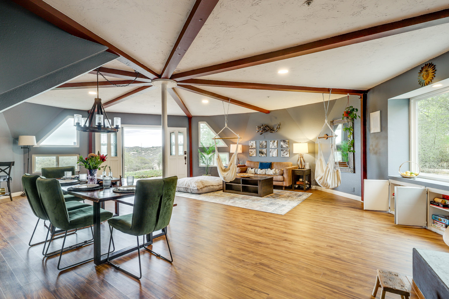 Lakeside Vacation Rental