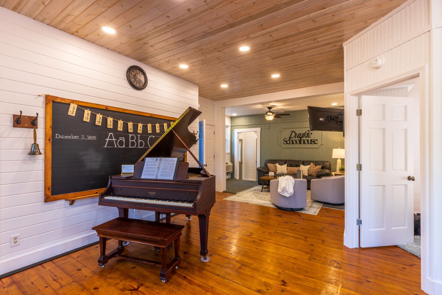 McArthur Vacation Rental