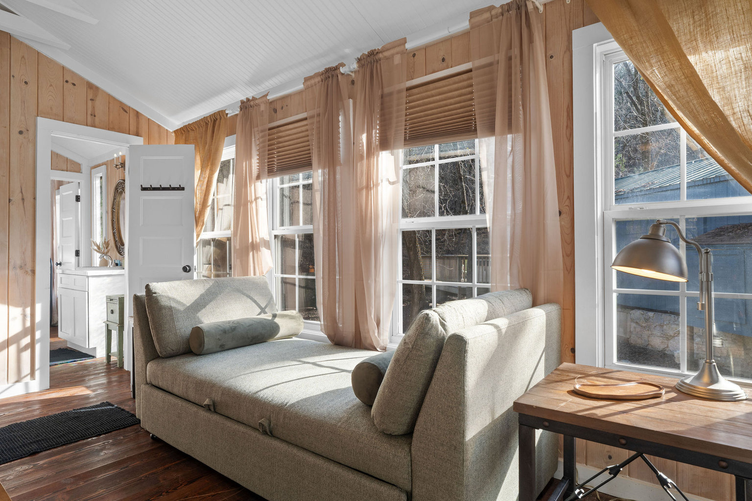 Blue Eye Vacation Rental