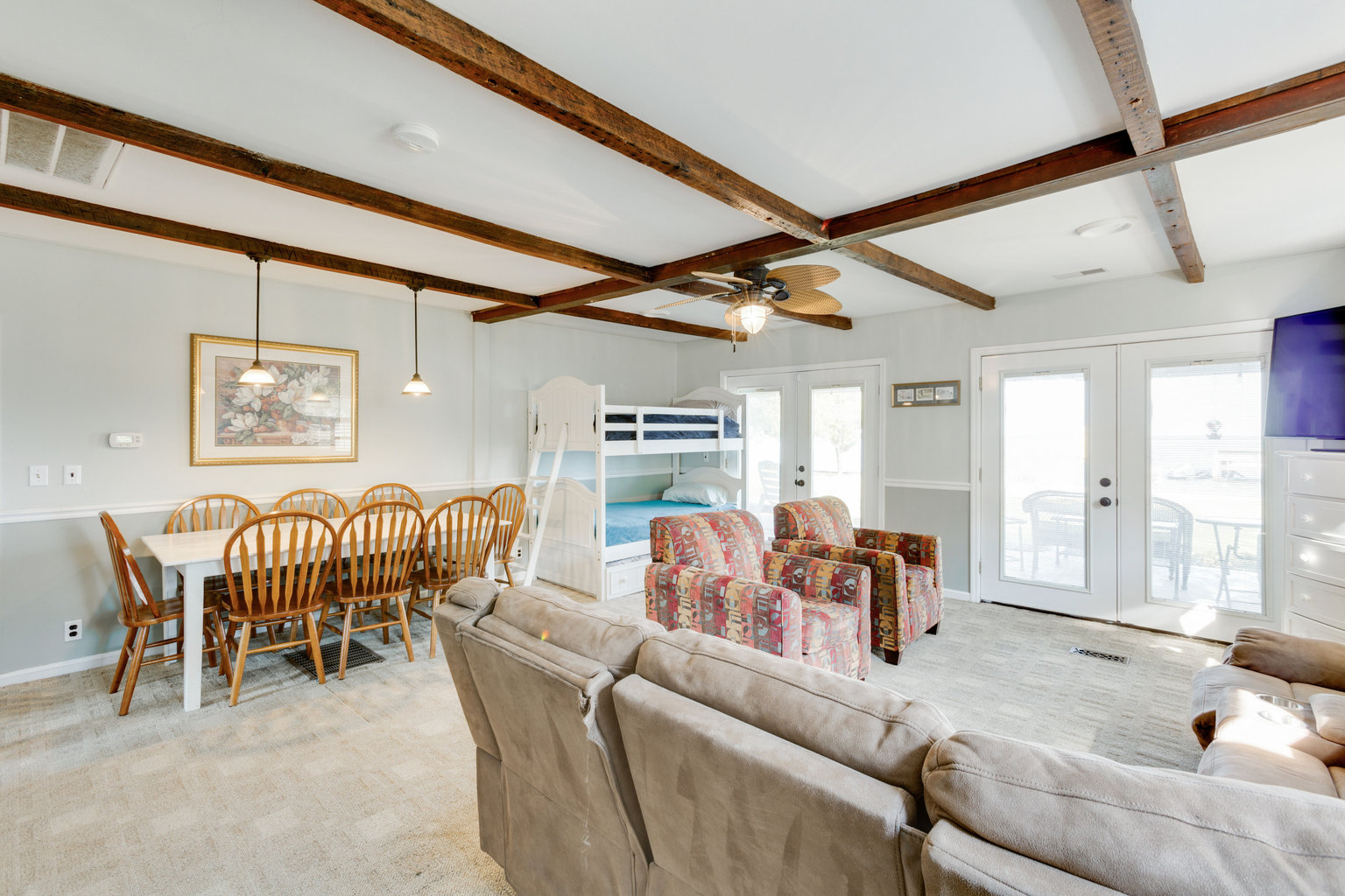 Bonneau Vacation Rental