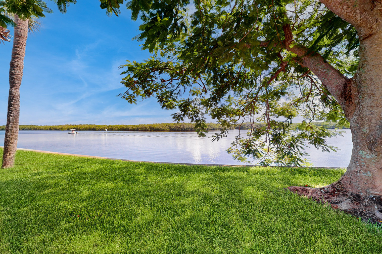 Ruskin Vacation Rental