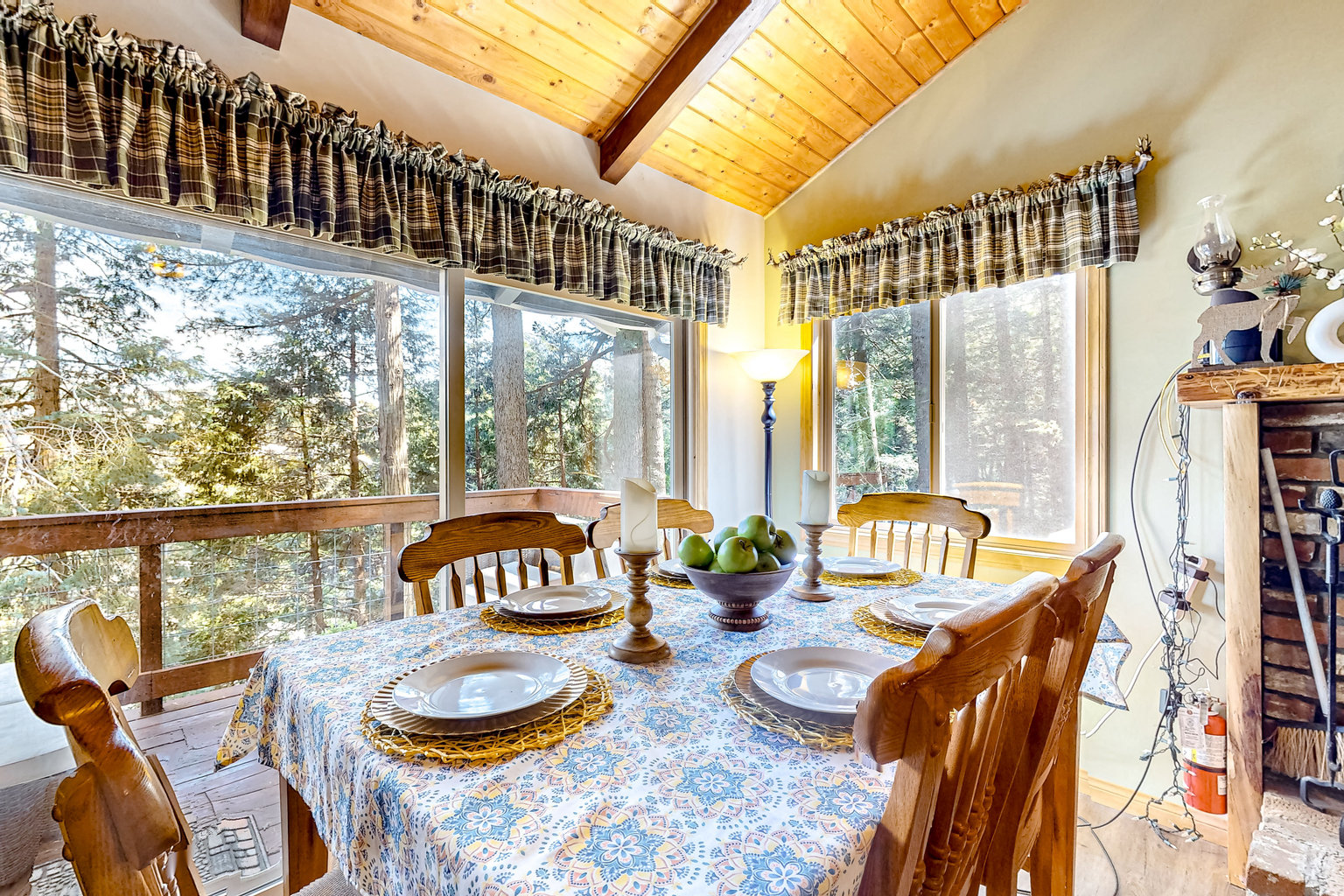 Crestline Vacation Rental