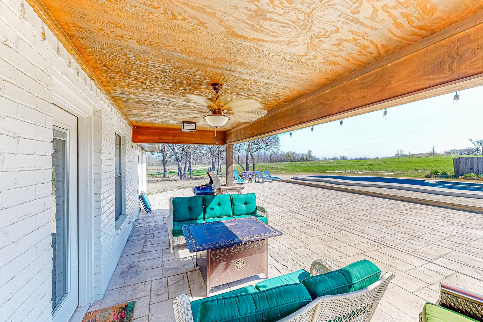 Cameron Vacation Rental