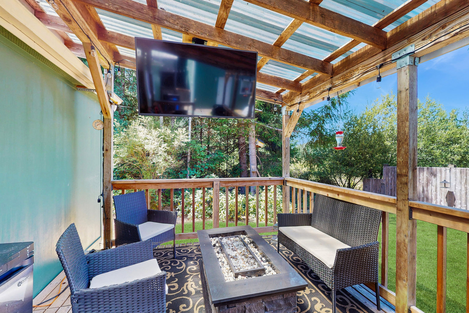 Shelton Vacation Rental