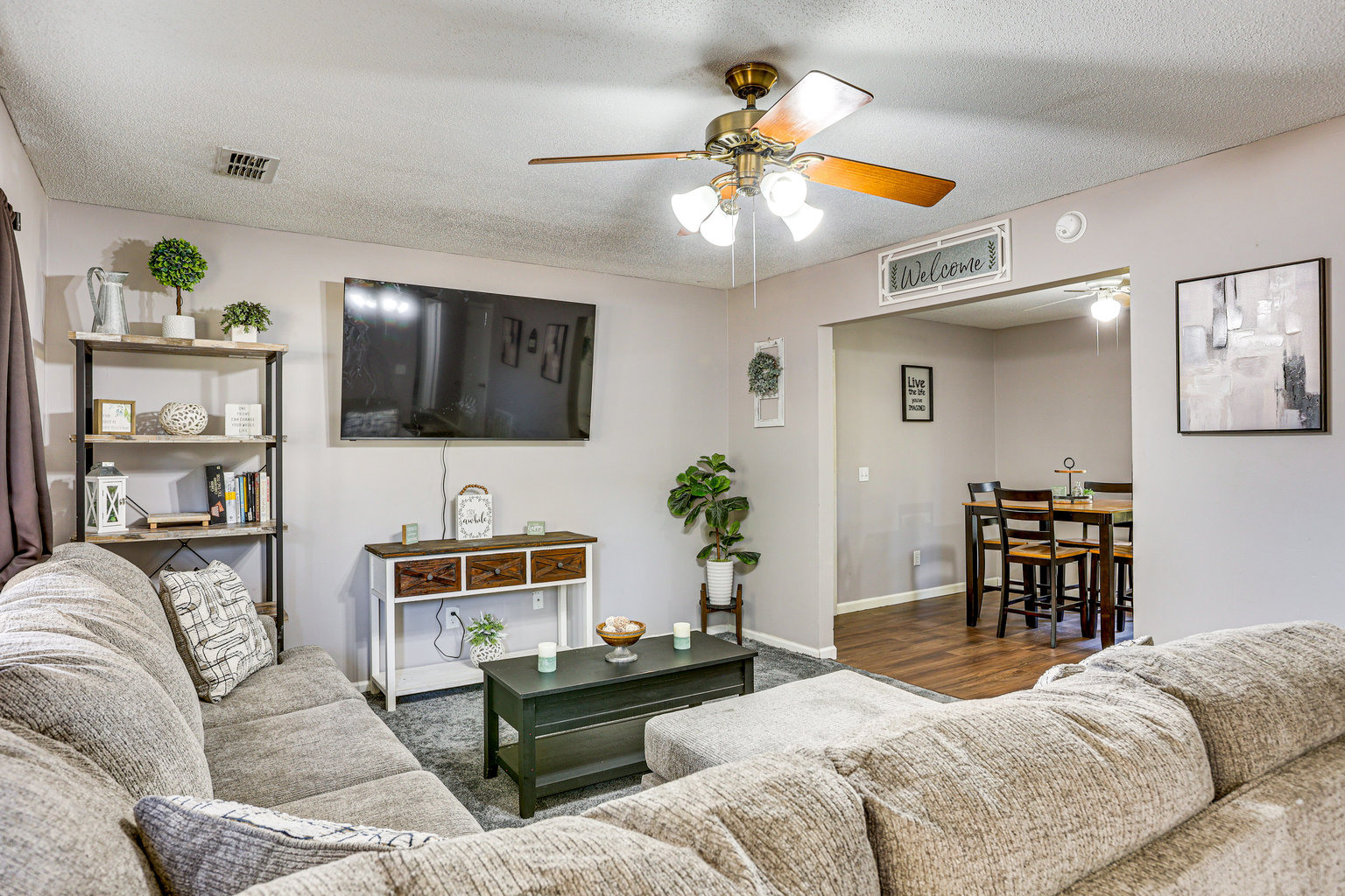 Pooler Vacation Rental