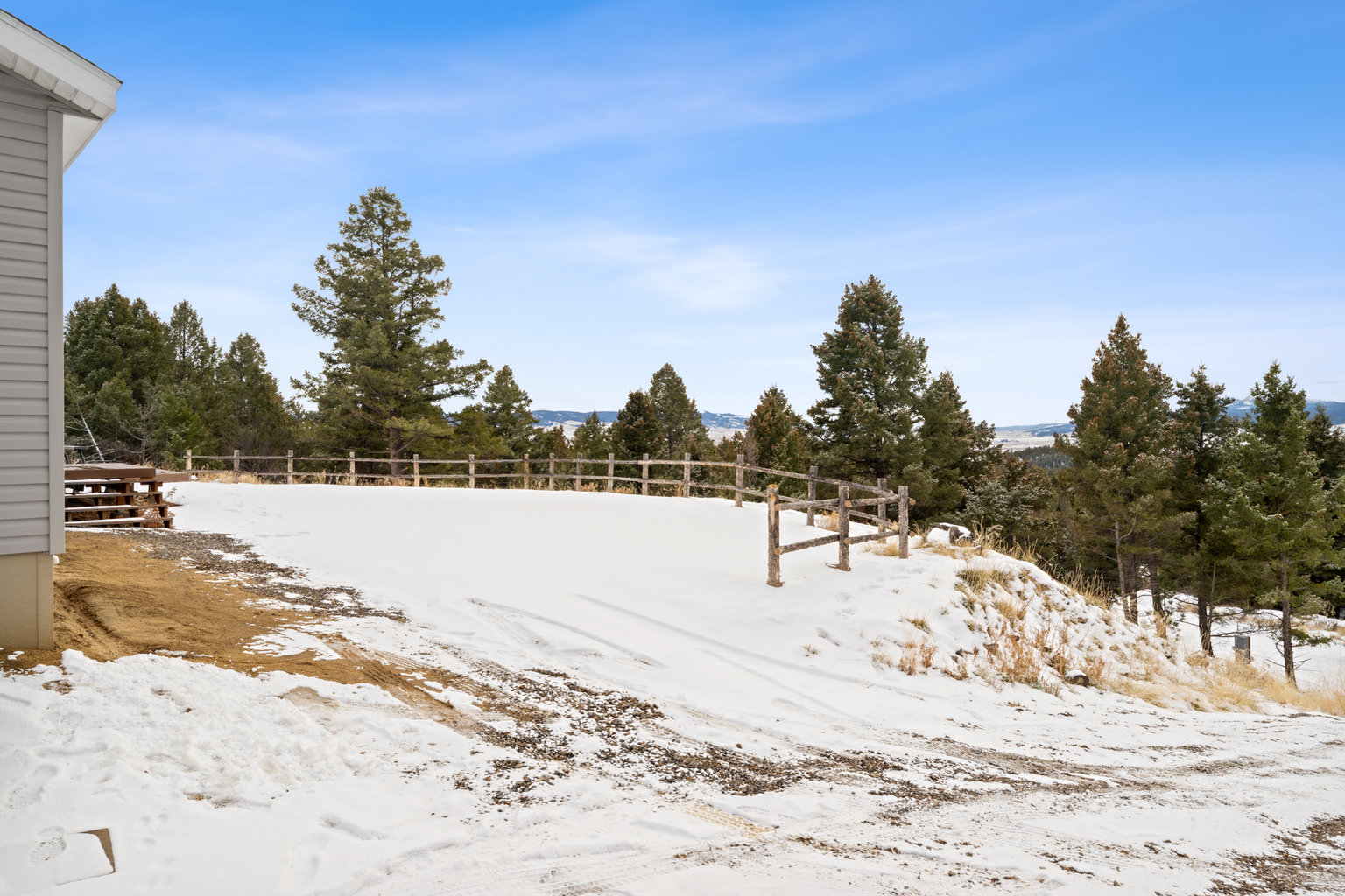 Butte Vacation Rental