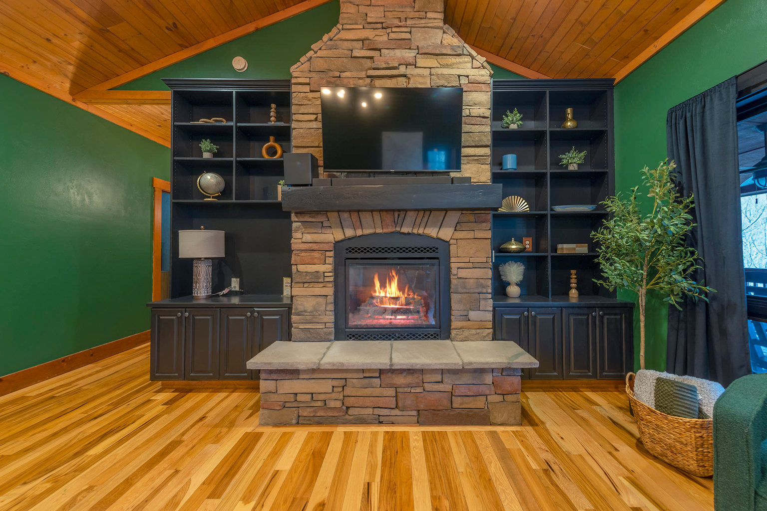 Black Mountain Vacation Rental