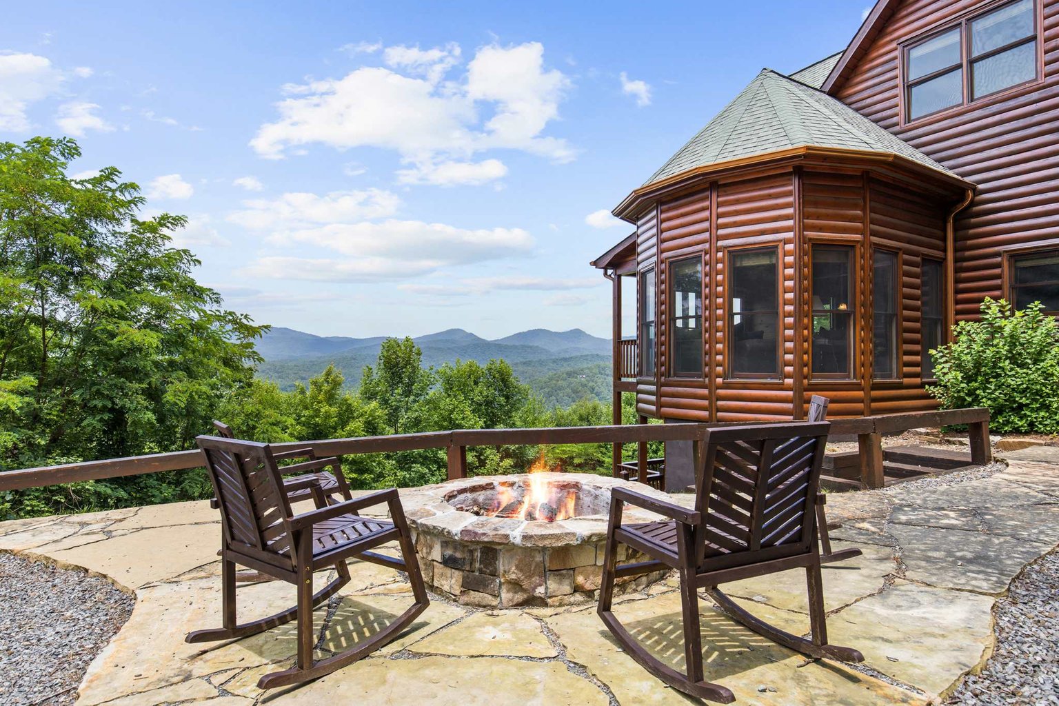 Mineral Bluff Vacation Rental